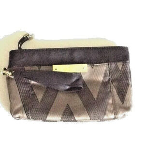 Kipling Ladies Bag Zippered Closure Removable Handle Size-@7”W - 10"L***